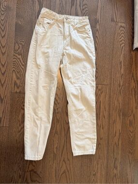Dynamite Cream Claudia Jeans